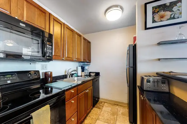 Fully Equipped Kitchen Ready For Effortless Vacation Cooking