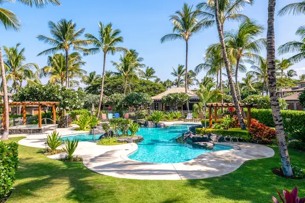 The Golf Villas at Mauna Community Pool