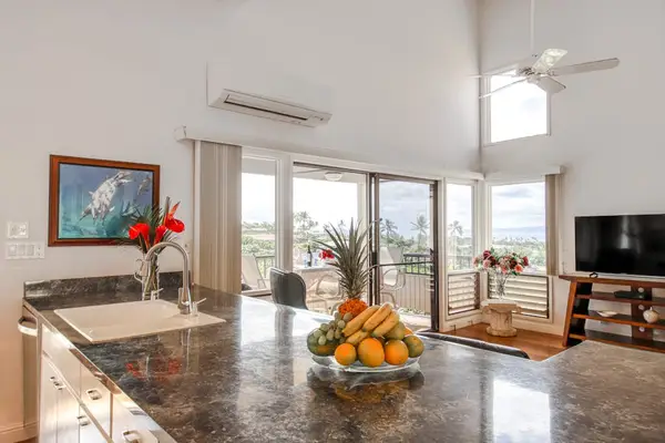 Modern Kitchen With Breakfast Bar