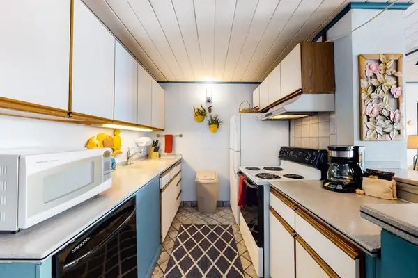 Fully stocked kitchen ready to make your stay in your home away from home more comfortable.