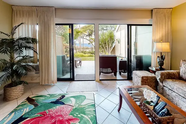 Bright Living Room With Lanai Access