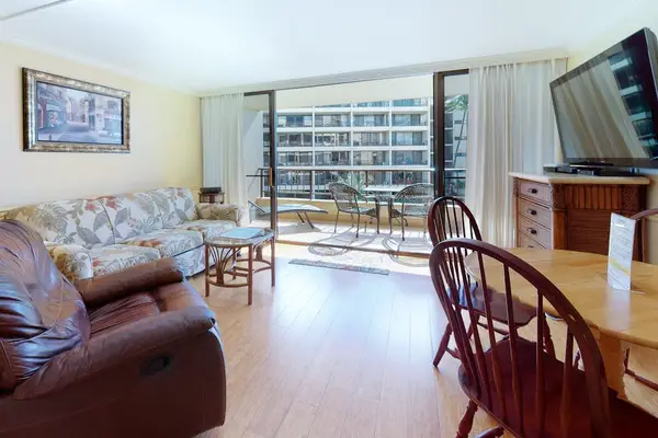 Sun-Kissed Living Space Flowing Seamlessly To The Ocean Breeze