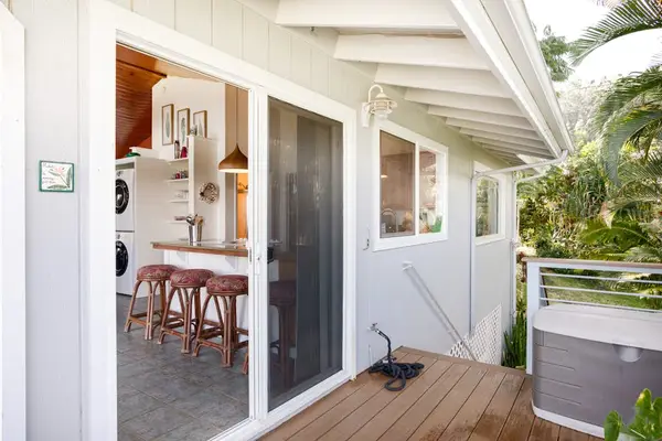 Covered Deck Nook with Kitchen Breakfast Bar Access
