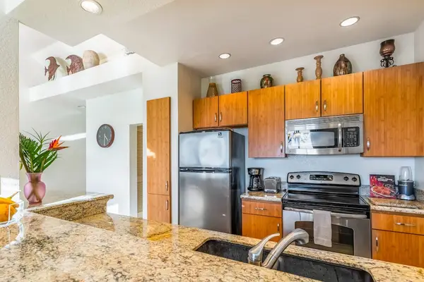 Spacious Kitchen With Modern Appliances