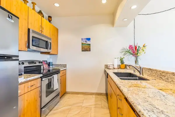 Fully Equipped Kitchen For Home Cooking