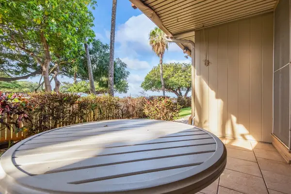 Outdoor Dining In A Tropical Oasis