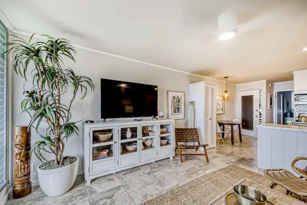 Spacious Living Area For Family Gatherings