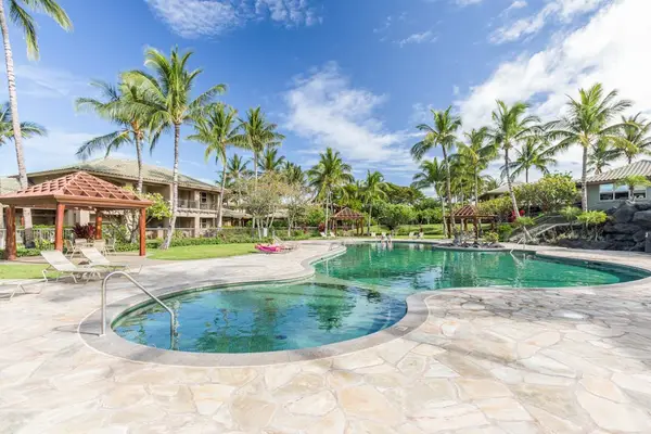 Lagoon-Style Pool For Leisurely Afternoons