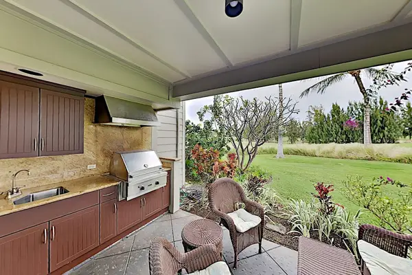 Private lanai with an outdoor kitchen for you use for all of the fresh fish you will catch while here.