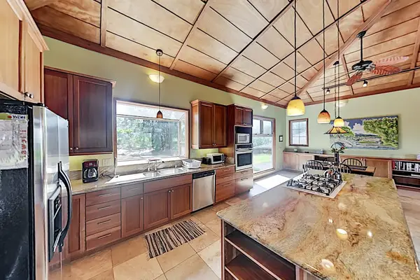 Modern Kitchen With Generous Countertops