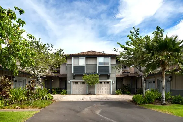 Property Exterior, Attached Garages & Private Driveway
