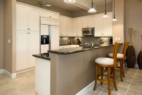 Gourmet Kitchen Breakfast Bar with High-Top Stool Seating