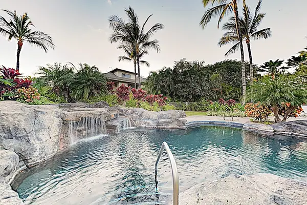 Palm Villas at Mauna Lani Community Pool