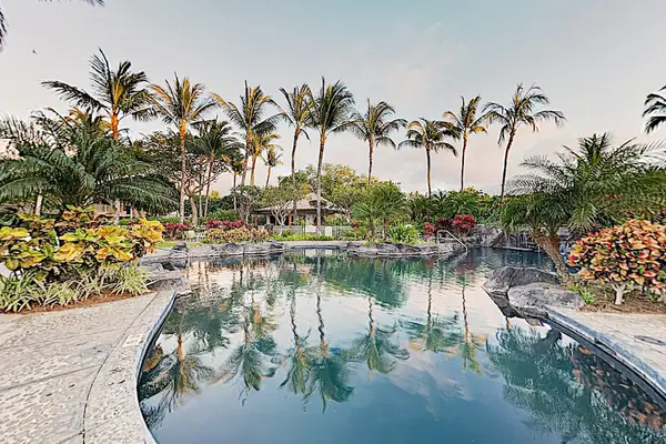 Palm Villas at Mauna Lani Community Pool