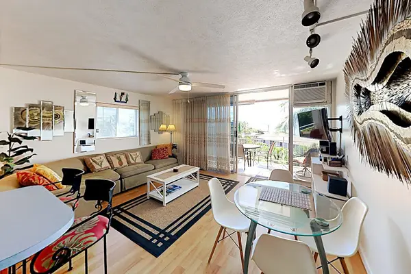 Bright and breezy living space made for relaxing