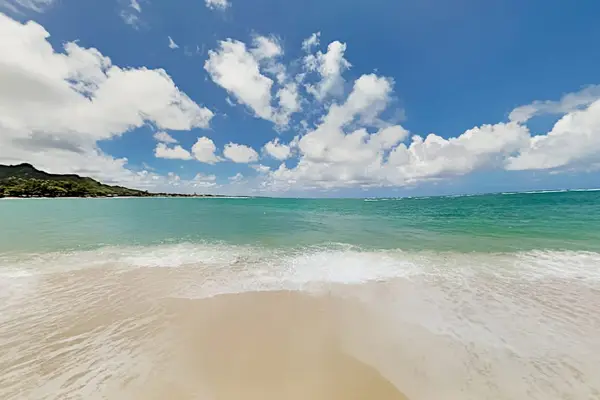 Ivory sand beach and turquoise tropical waters