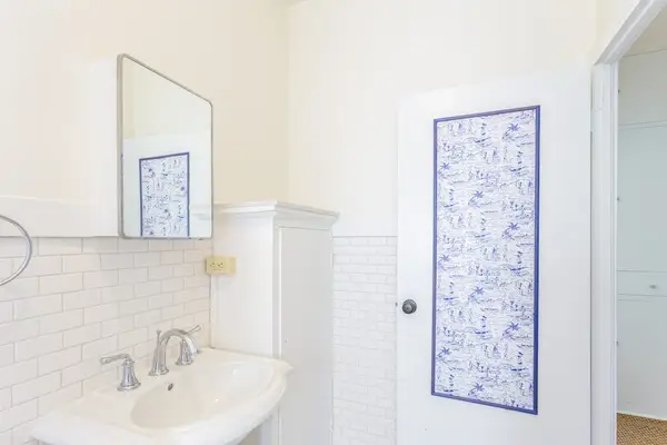 Freshen up comfortably at the thoughtfully designed bathroom sink every single morning