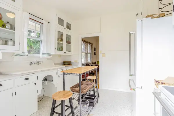 Gather around the kitchen and enjoy quality time with loved ones daily