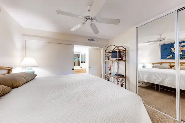 Spacious Bedroom For Peaceful Nights