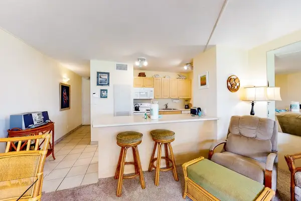 Open Kitchen For Easy Entertaining