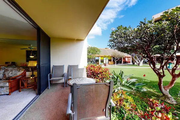 Private Lanai Surrounded By Tropical Beauty