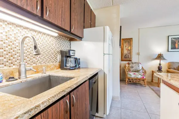 Open Kitchen With Everything You Need