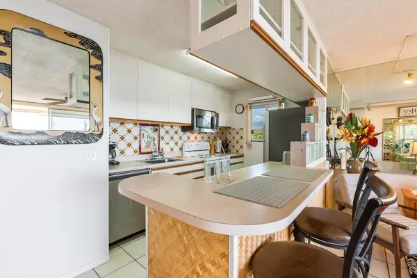 Fully Equipped Kitchen For Home Cooking