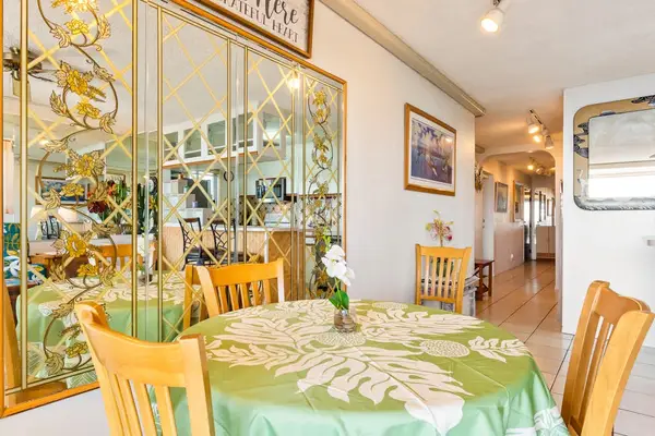 Elegant Dining For Shared Meals
