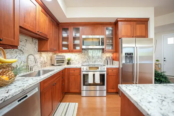 Modern Kitchen With Premium Finishes