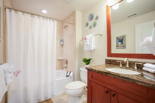 Fresh And Inviting Guest Bathroom