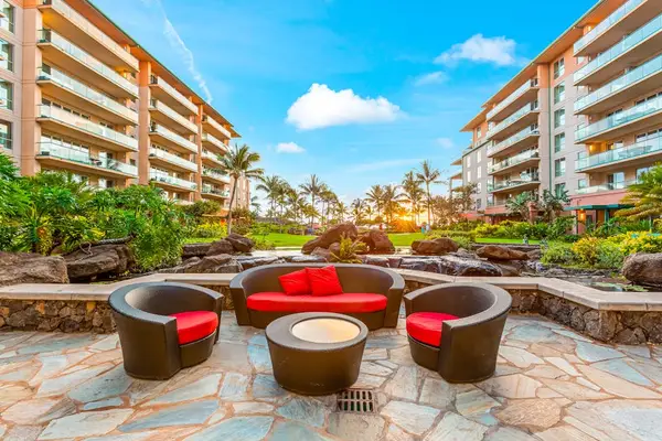 Luxury Courtyard For Unforgettable Gatherings