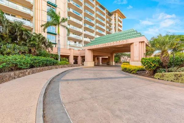 Grand Resort Entrance Welcoming You Home