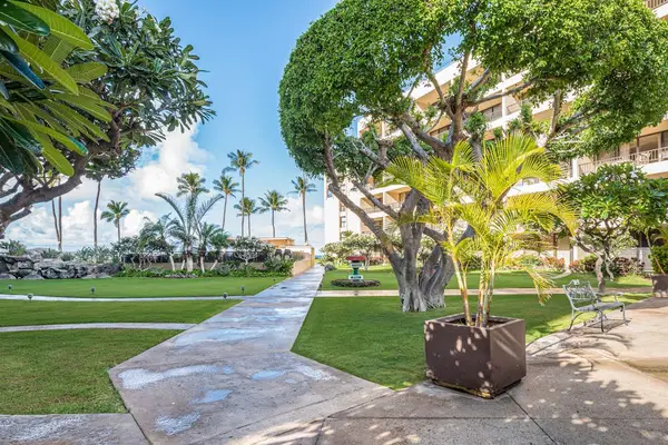 Scenic Garden Path To Paradise