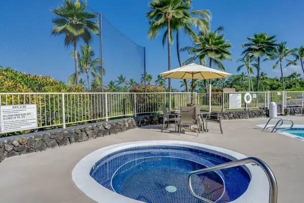 Another look at the serene community jacuzzi area, complete with lounge spaces