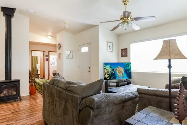 Cozy Living Room For Relaxing Evenings