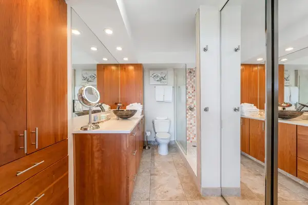 Spa-Inspired Bathroom With Dual Vanity