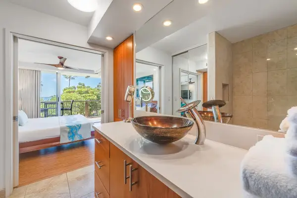 Open Vanity With Contemporary Finishes