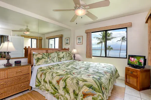 Wake Up In Tropical Comfort