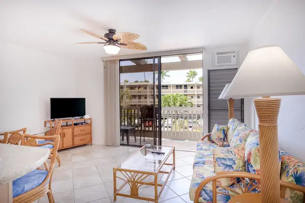 Relax In Your Cozy Island Retreat