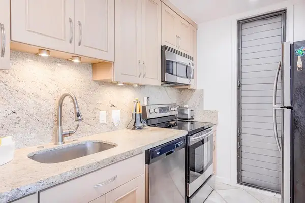 Modern Kitchen Ready For Every Adventure