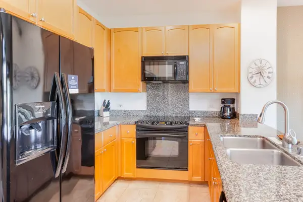 Fully equipped kitchen with ample storage