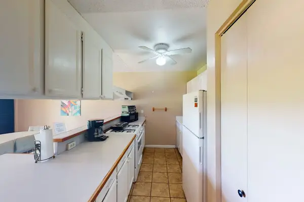 Well organized kitchen making breakfast lunch and dinner preparation simple every day