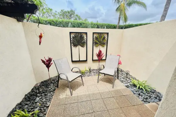 Private Porch Seating Retreat
