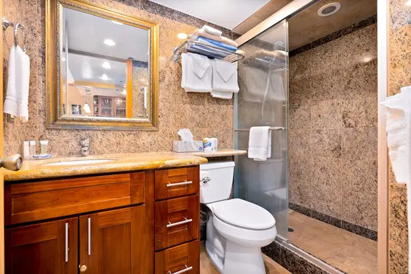 Full bathroom offers everything needed for refreshing mornings and relaxing evenings daily