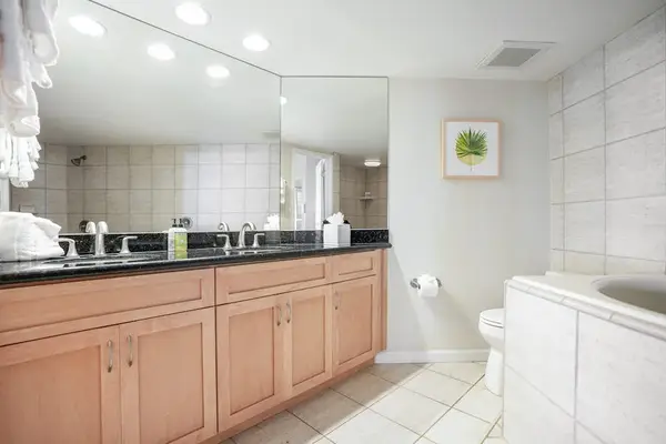 Spacious bathroom with plenty of room to refresh