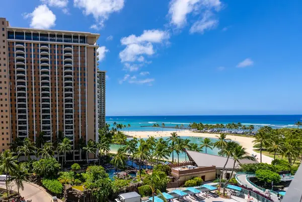 Enjoy endless shoreline strolls along the beautiful beach just moments away daily