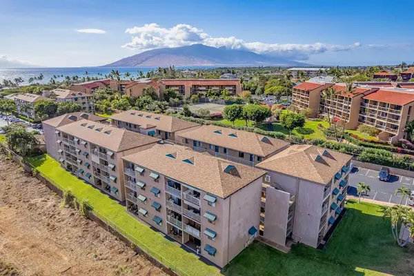 Resort Living With Mountain Backdrop