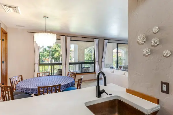Open Kitchen With Beautiful Dining Views