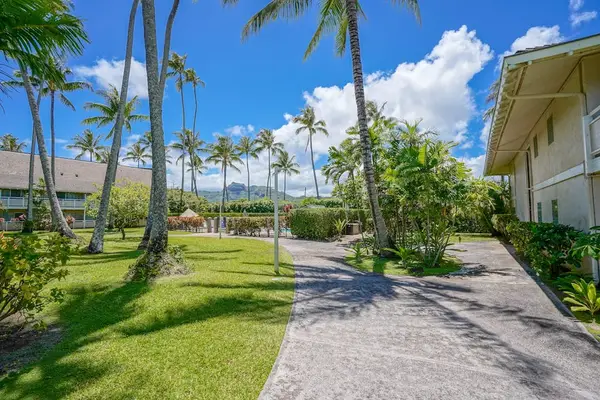 A pristine property, Plantation Hale offers wonderful tropical foliage, easy beach access, three pools, two hot tubs, communal grilling areas, and so much more offering endless ways to enjoy laid-back Hawaiian living.