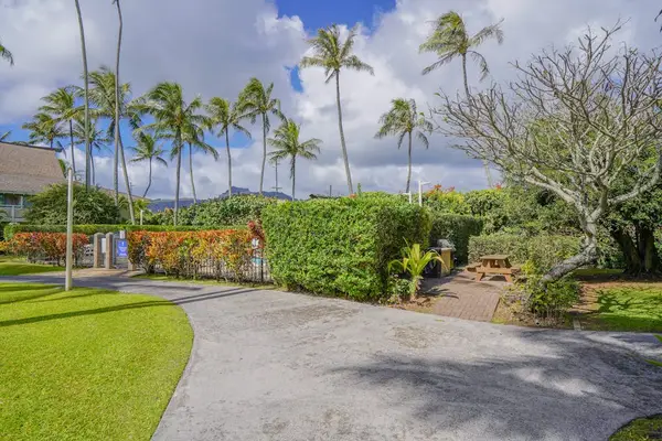 A pristine property, Plantation Hale offers wonderful tropical foliage, easy beach access, three pools, two hot tubs, communal grilling areas, and so much more offering endless ways to enjoy laid-back Hawaiian living.